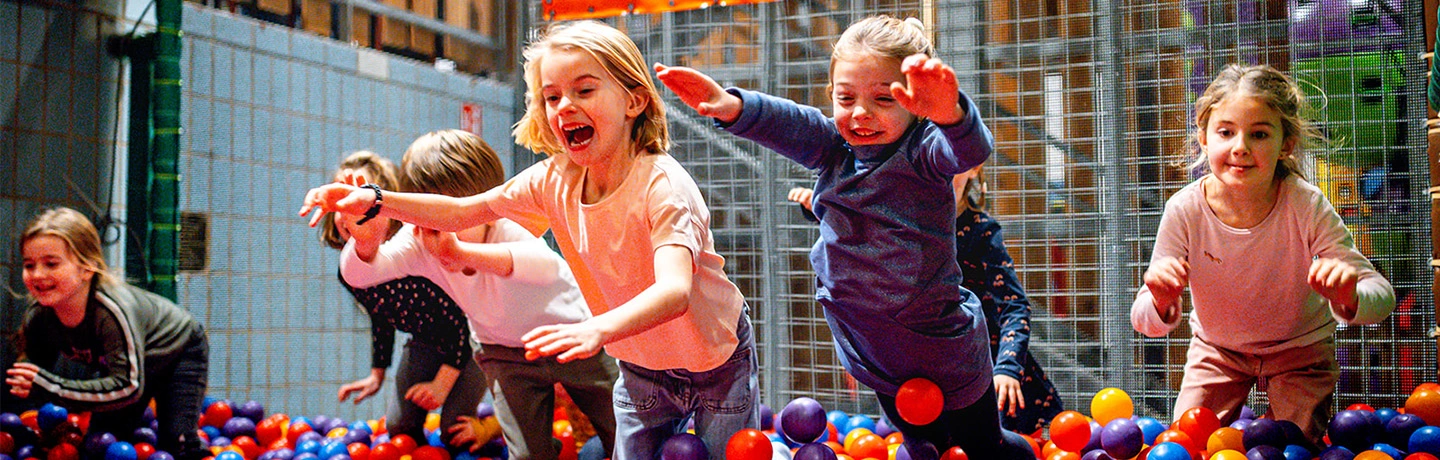 Speelpunt groep meisjes 